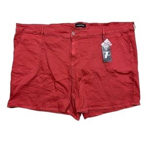 NWT‎ Morgan & Walker Women's Red Casual Shorts Size 32 Plus Size Front Pockets